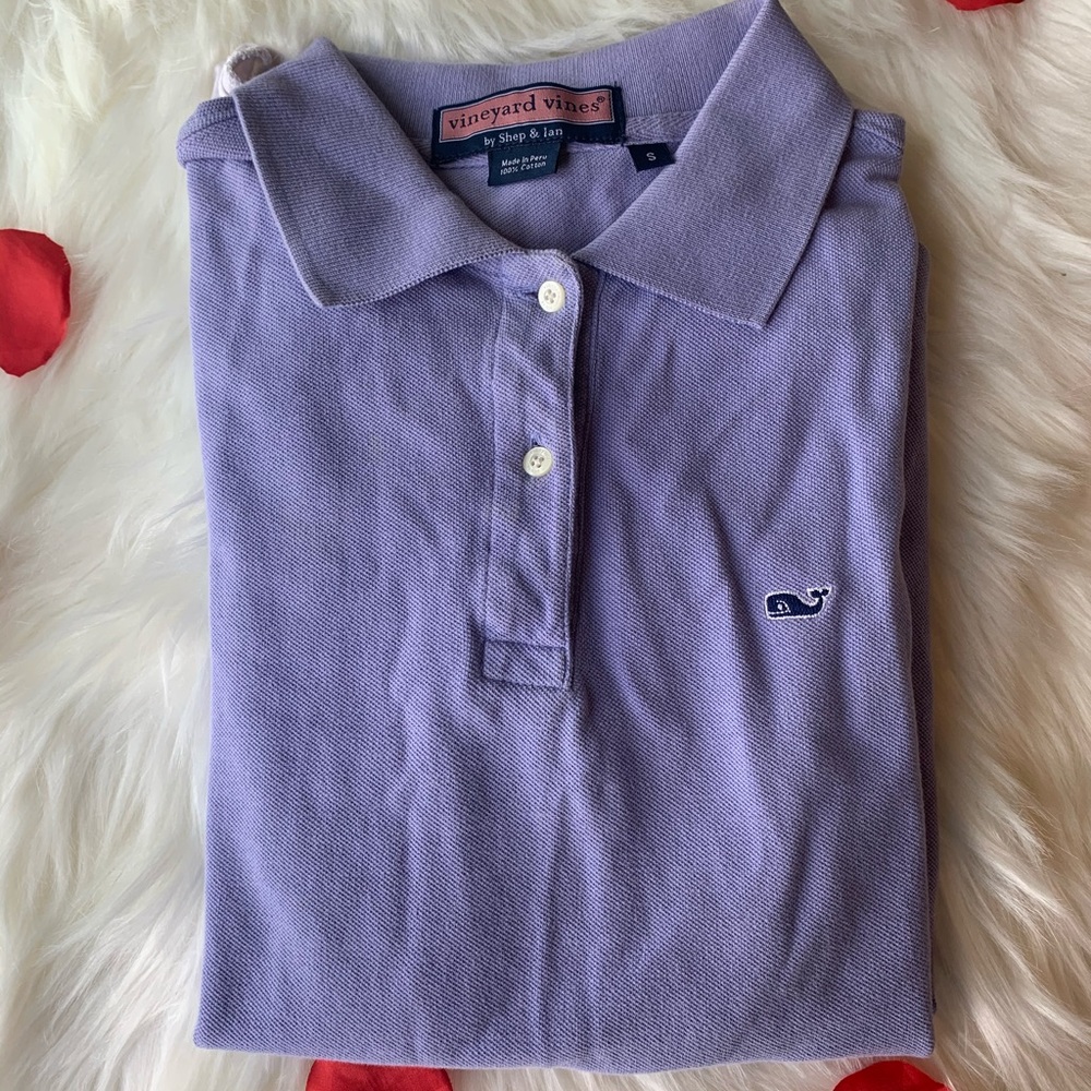 Vineyard Vines lilac collar shirt 💜